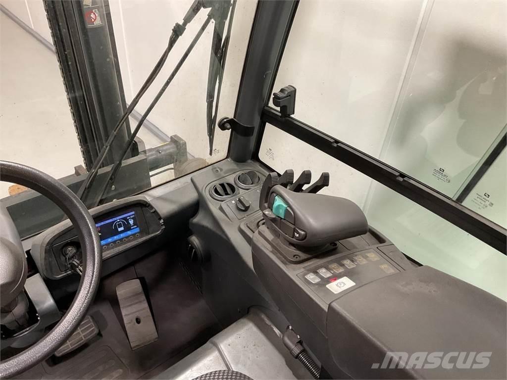 Mitsubishi FB50-2 Elektromos targoncák