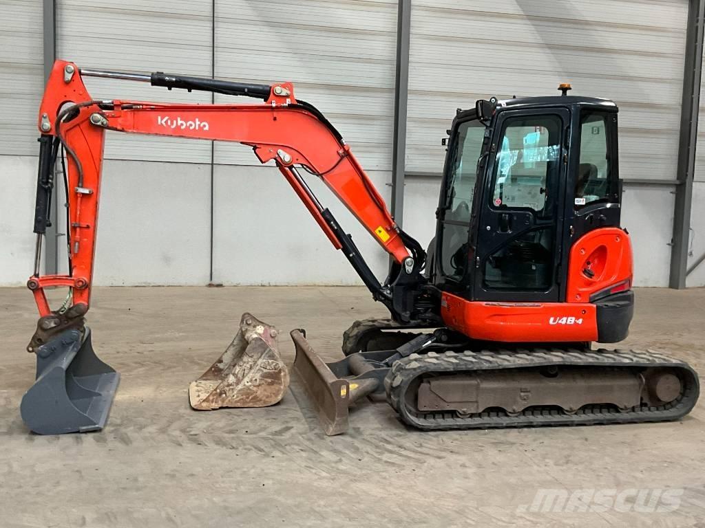 Kubota U 48-4 Mini kotrók < 7t