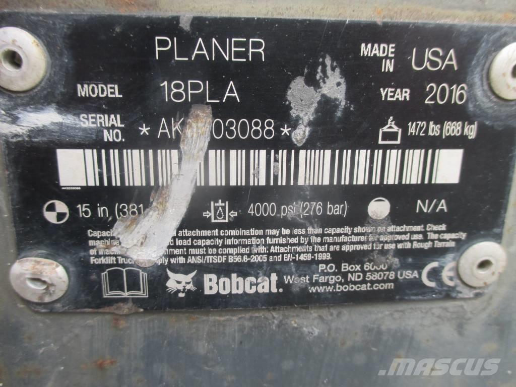 Bobcat 18 PLA Földnyesők (szkréperek)