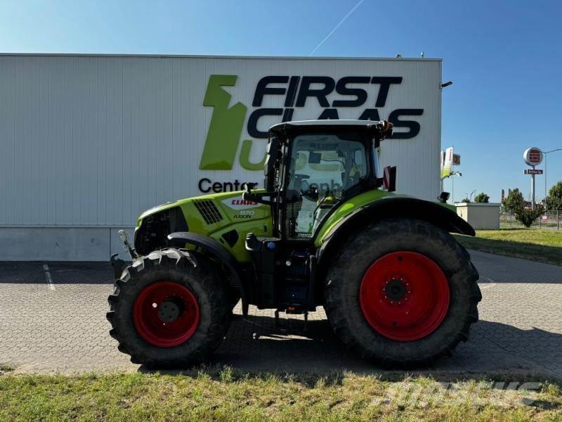 CLAAS AXION 870 Traktorok