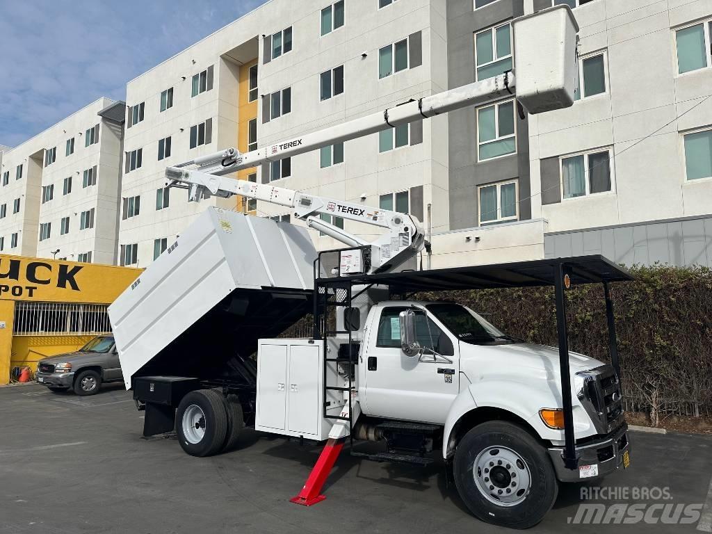 Ford F 750 SD Egyéb