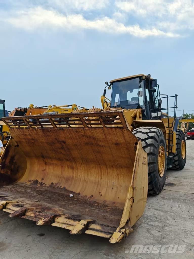 CAT 980 G Gumikerekes homlokrakodók