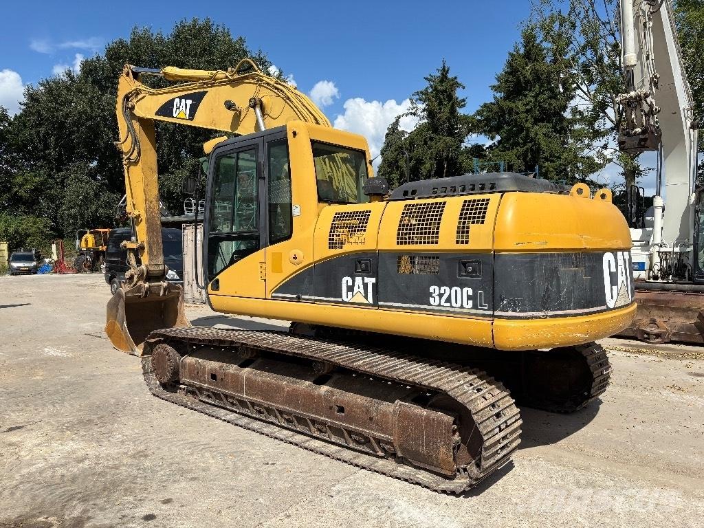 CAT 320 C L Lánctalpas kotrók