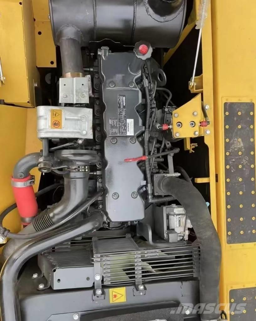 Komatsu PC 240 Lánctalpas kotrók