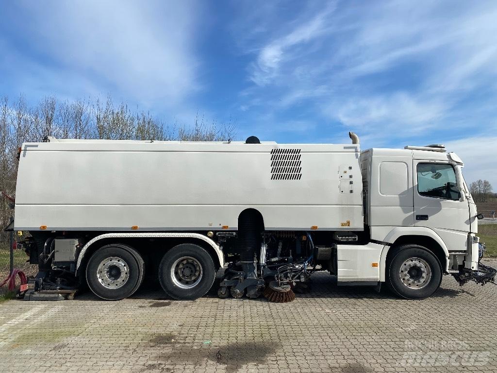 Volvo FM 500 Utcaseprő teherautók