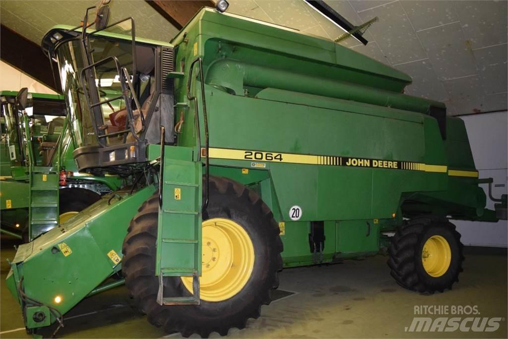 John Deere 2064 Kombájnok