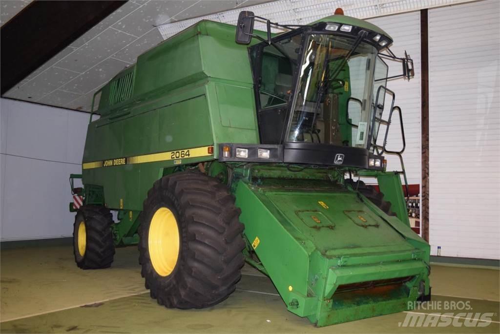 John Deere 2064 Kombájnok