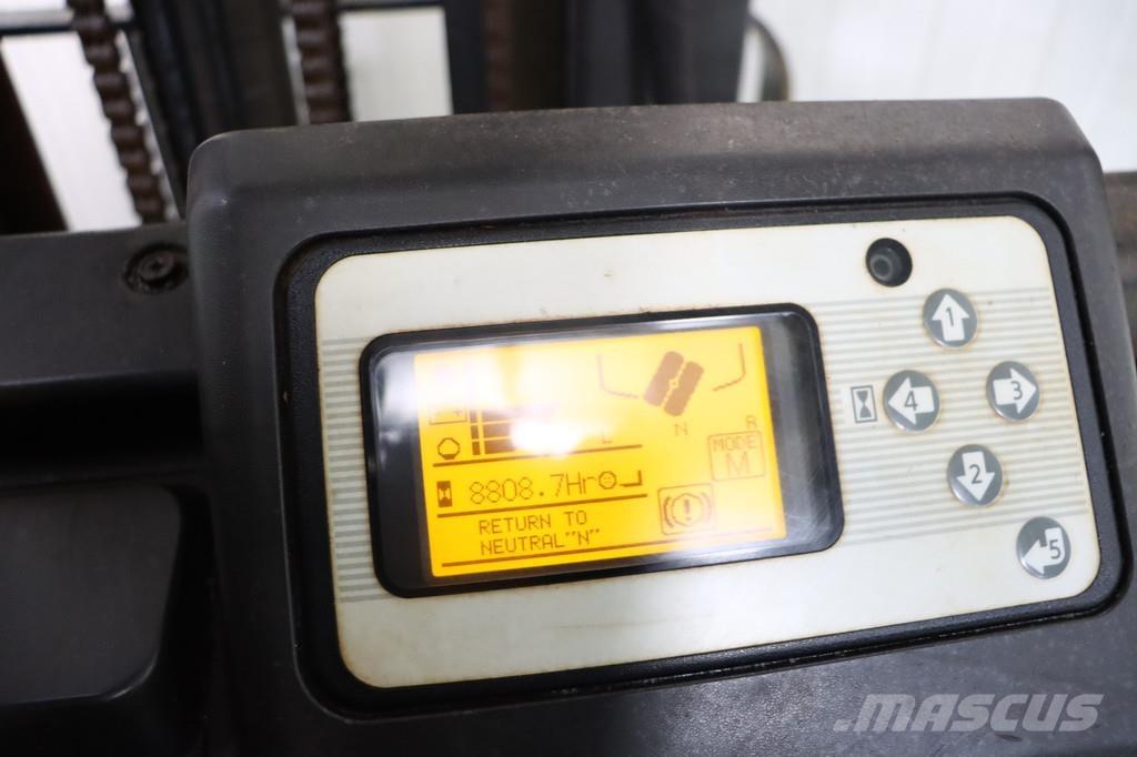 Nissan AG1N1L18Q Elektromos targoncák