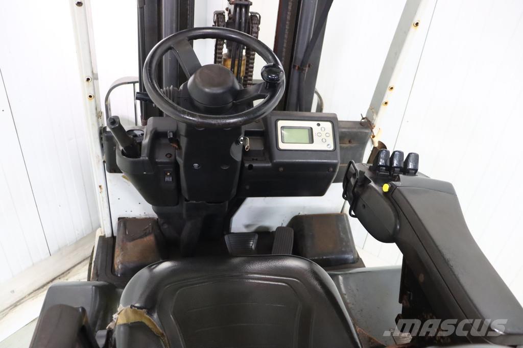 Nissan AG1N1L18Q Elektromos targoncák