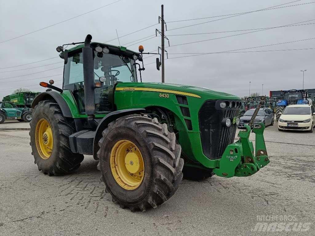 John Deere 8430 PST Traktorok