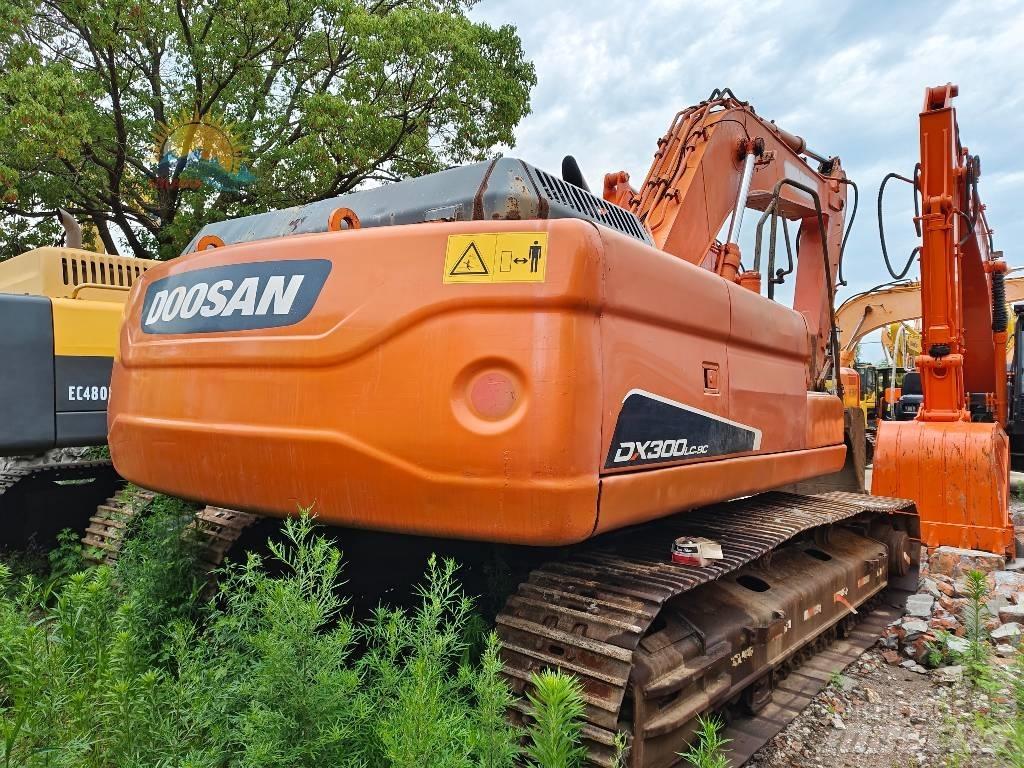 Doosan DX 300 LC-9C Lánctalpas kotrók