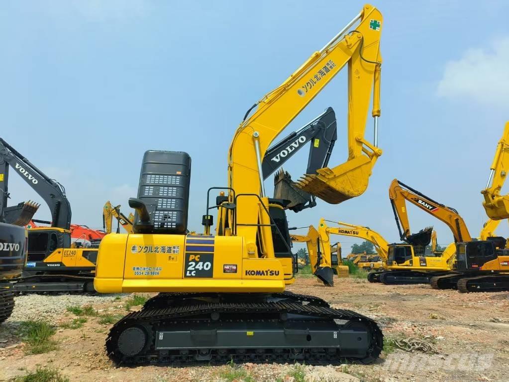 Komatsu PC 240-8 Lánctalpas kotrók