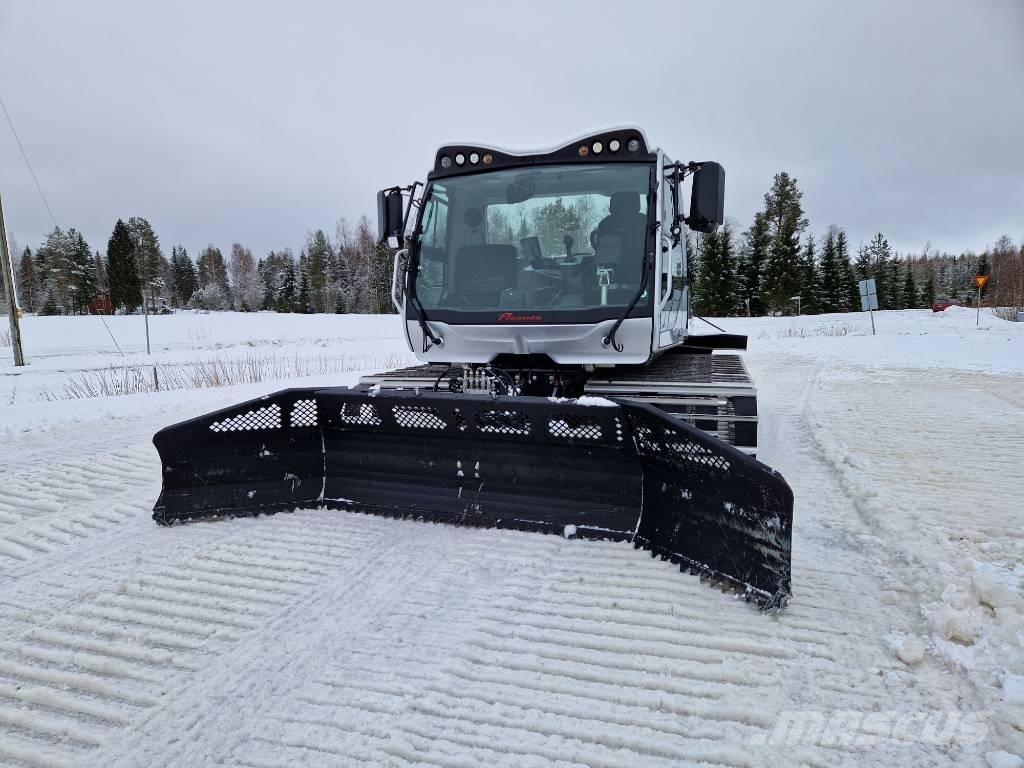 Prinoth Husky 4F Sípálya kezelő gépek