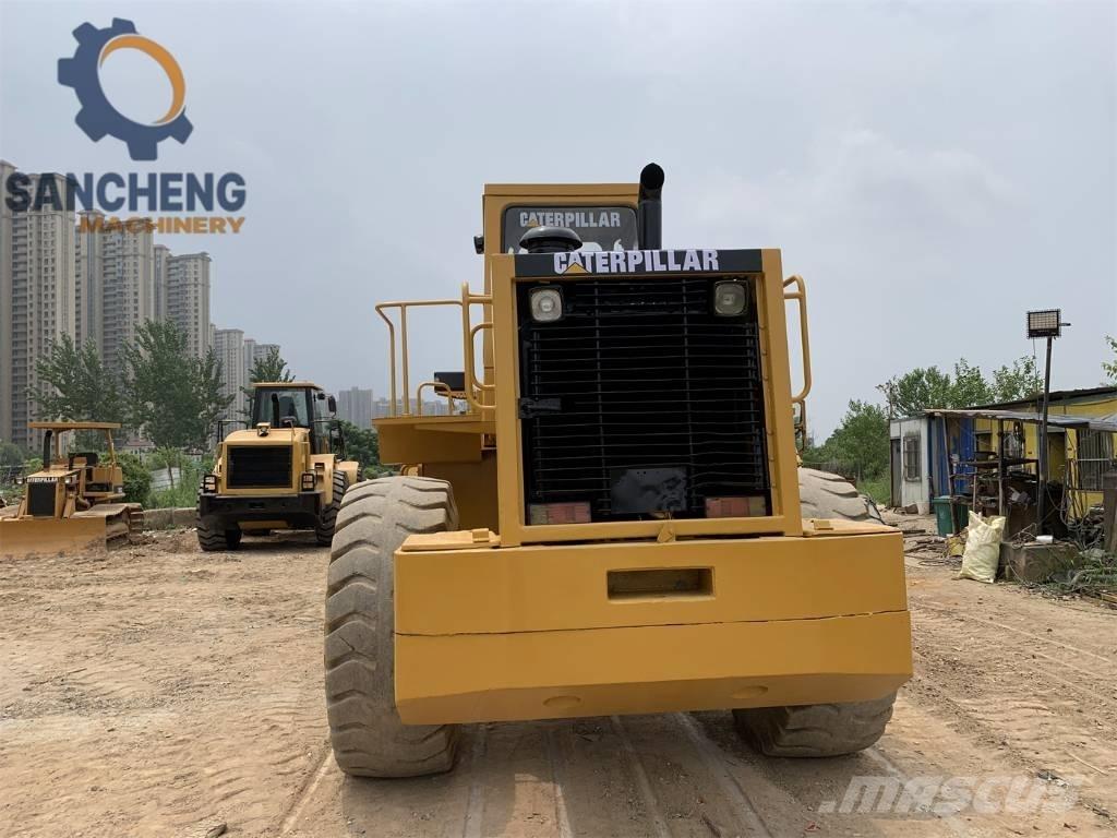 CAT 950 E Gumikerekes homlokrakodók