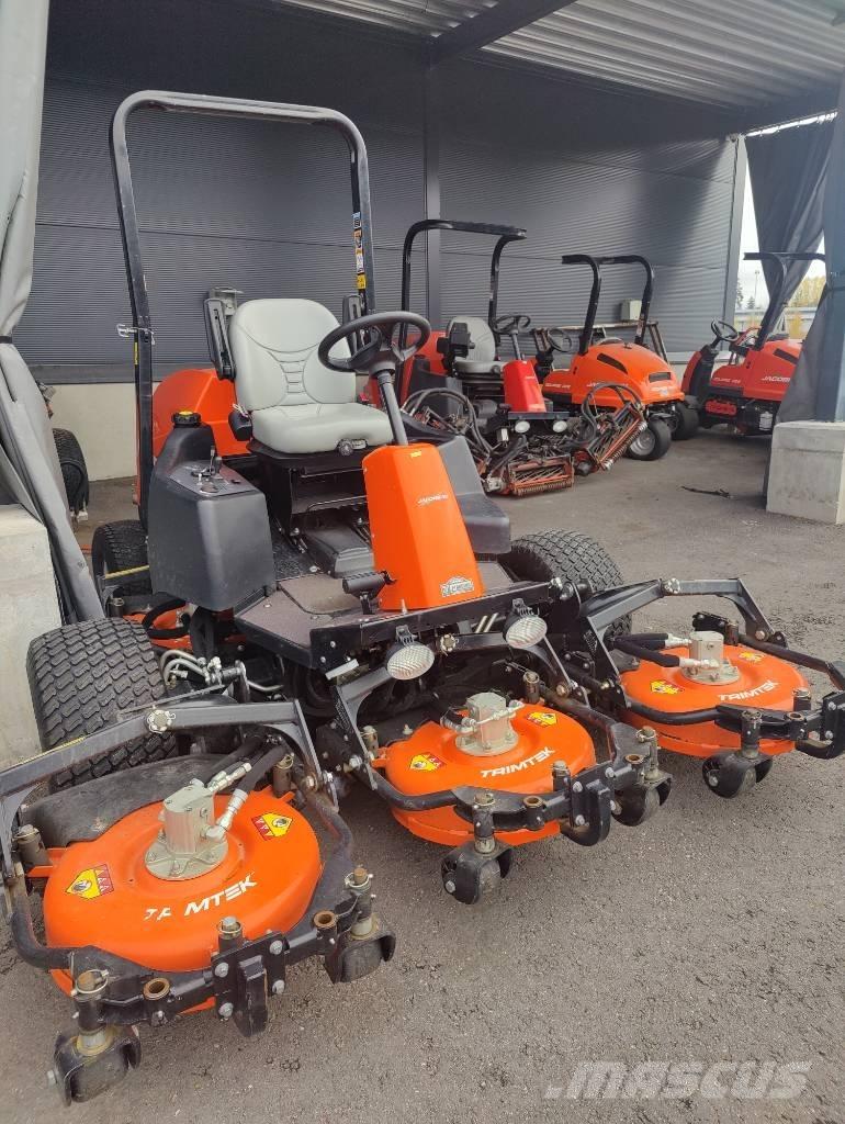 Jacobsen AR 522 Három késhengeres fűnyírók