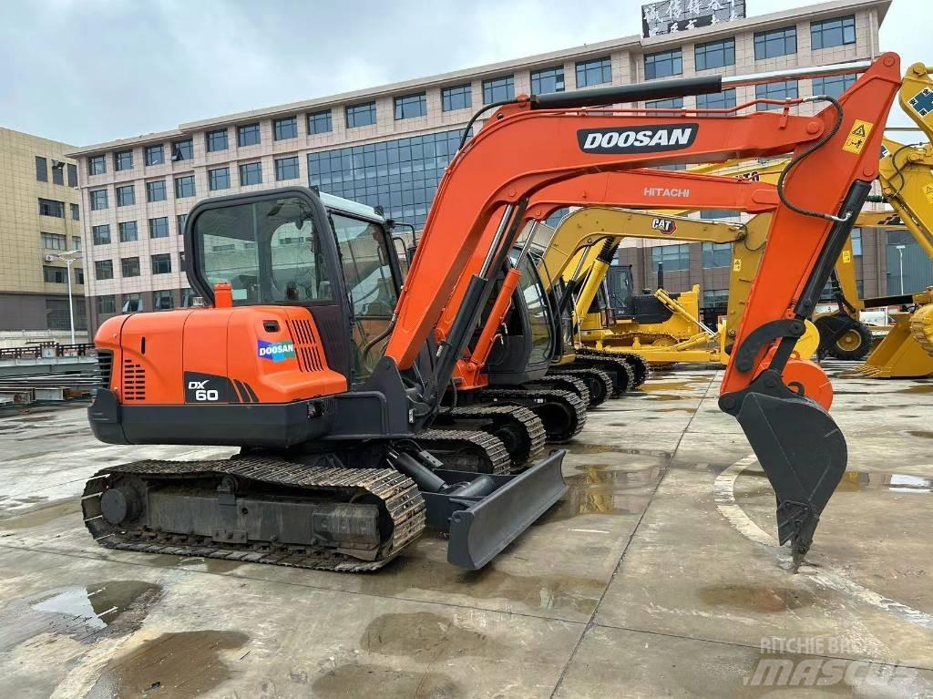 Doosan DX60-9 Mini kotrók < 7t