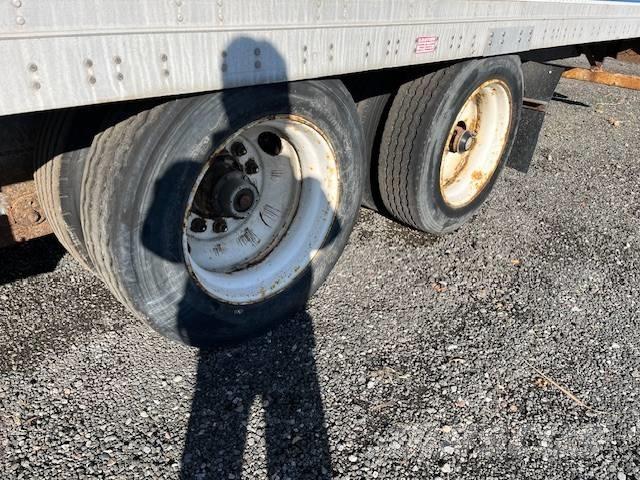 Manac Moving Trailer Dobozos pótkocsik