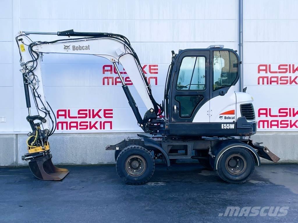 Bobcat E 55 W Gumikerekes kotrók