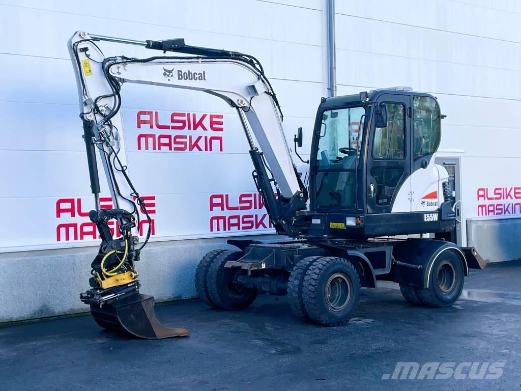 Bobcat E 55 W Gumikerekes kotrók