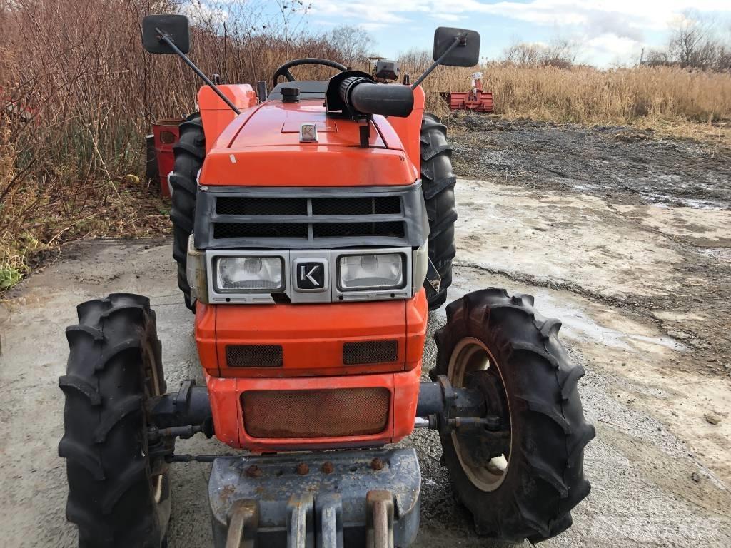 Kubota GL-46 Traktorok