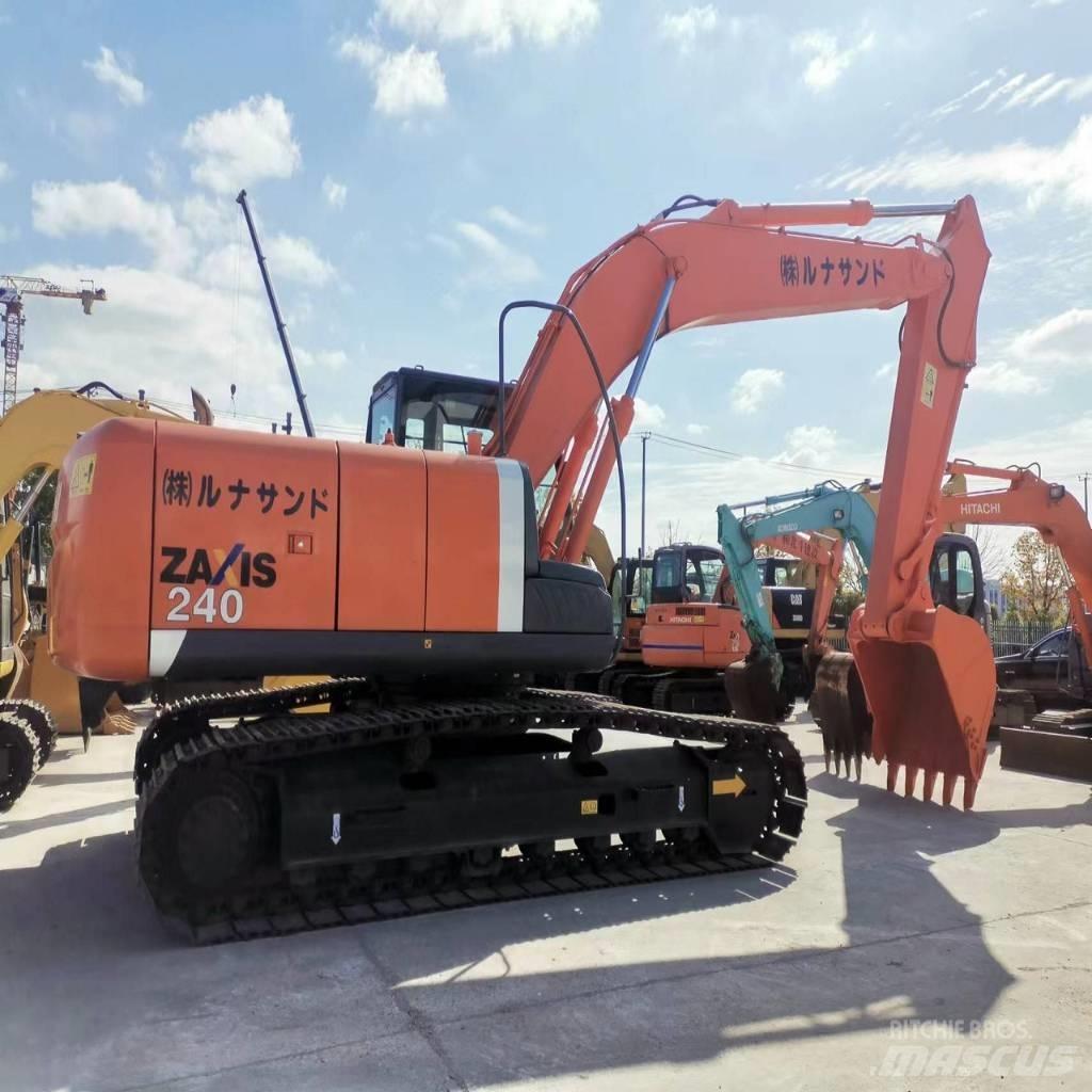 Hitachi ZX 240 Lánctalpas kotrók