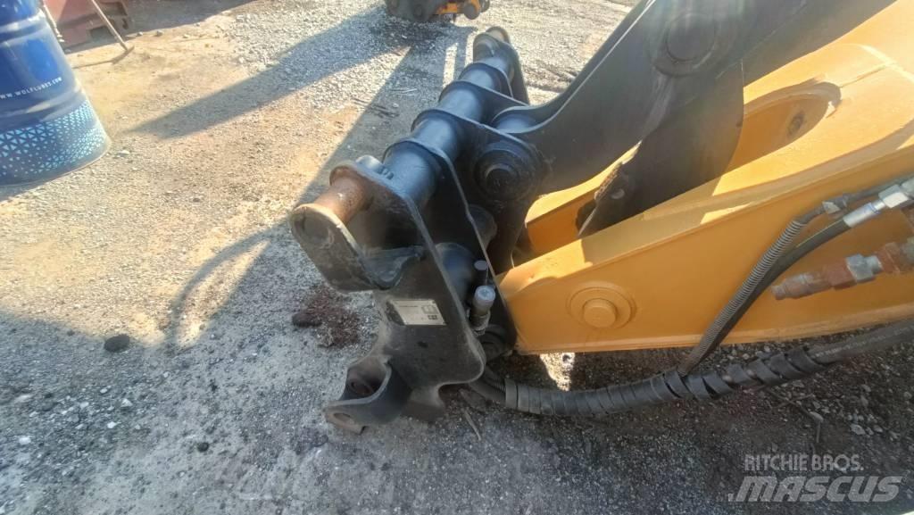 CAT 930 G Gumikerekes homlokrakodók