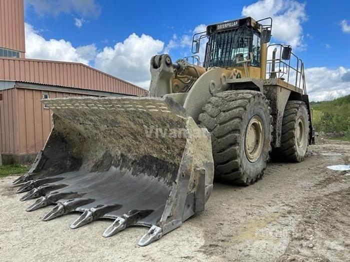 CAT 990II Gumikerekes homlokrakodók