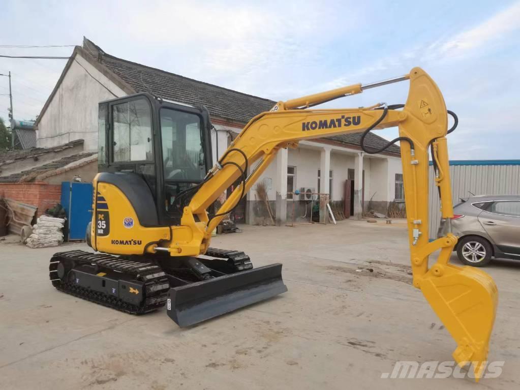 Komatsu PC 35 Mini kotrók < 7t