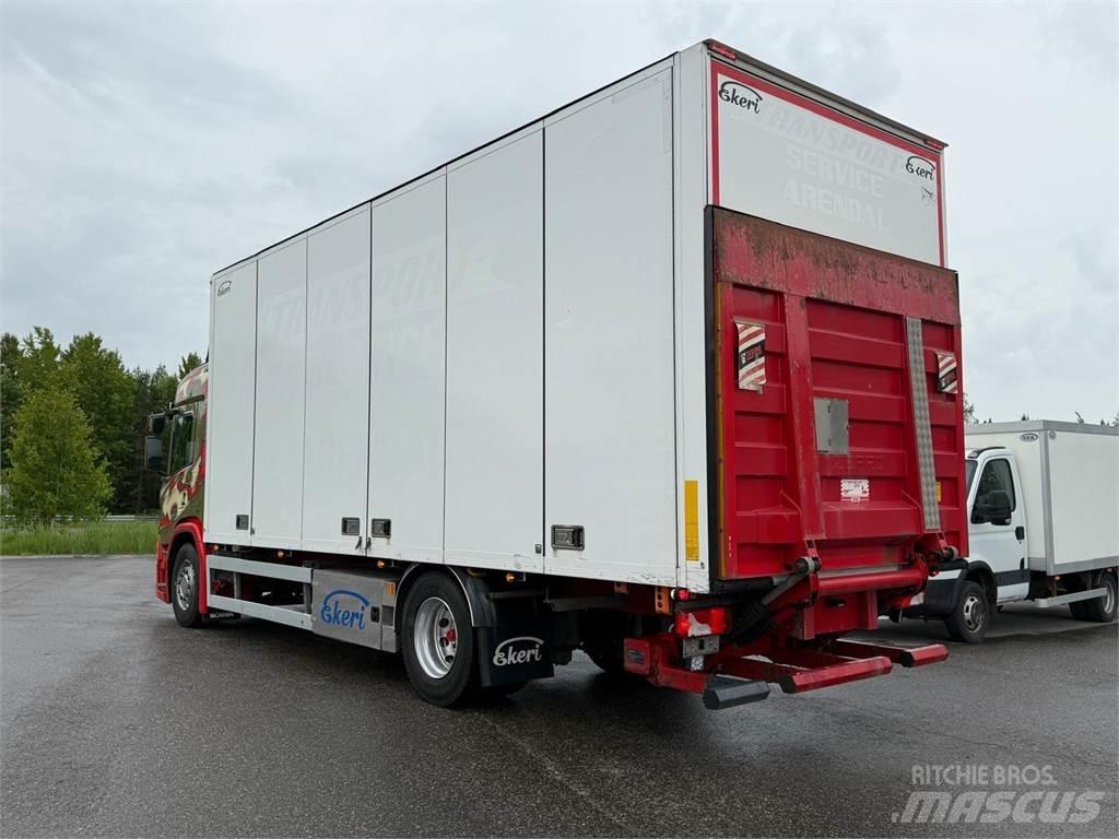Scania P320 Dobozos teherautók
