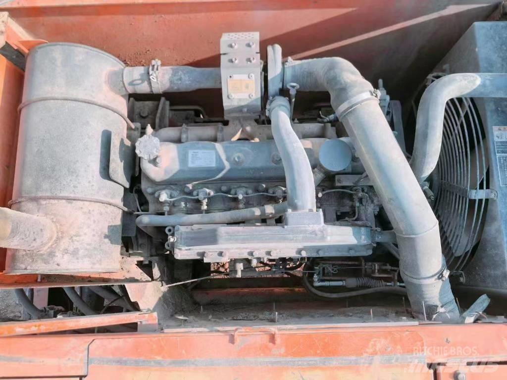 Doosan DH210W-7 Gumikerekes kotrók