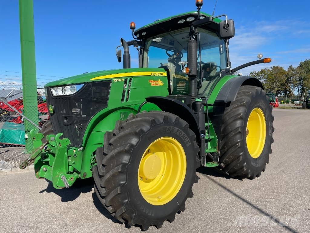 John Deere 7250 R Traktorok