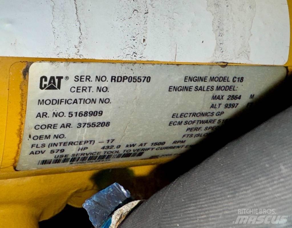 CAT 988 K Gumikerekes homlokrakodók