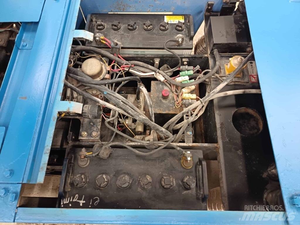 Aichi SV041 Teleszkópos emelők
