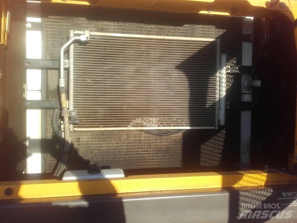 Volvo EC250DL Lánctalpas kotrók