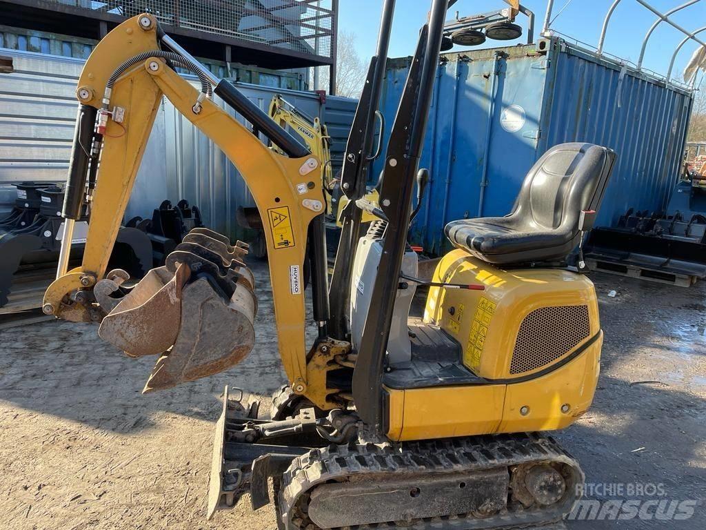 CAT 300.9 D Mini kotrók < 7t