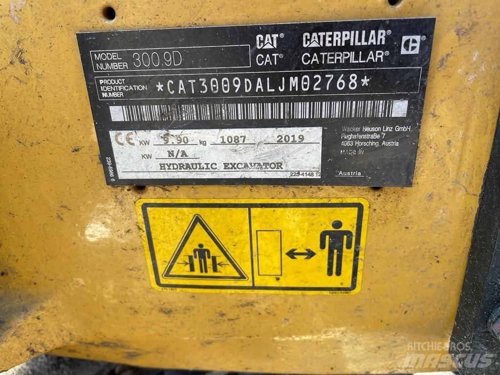 CAT 300.9 D Mini kotrók < 7t
