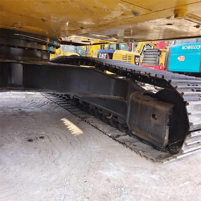 Komatsu PC 220-7 Lánctalpas kotrók