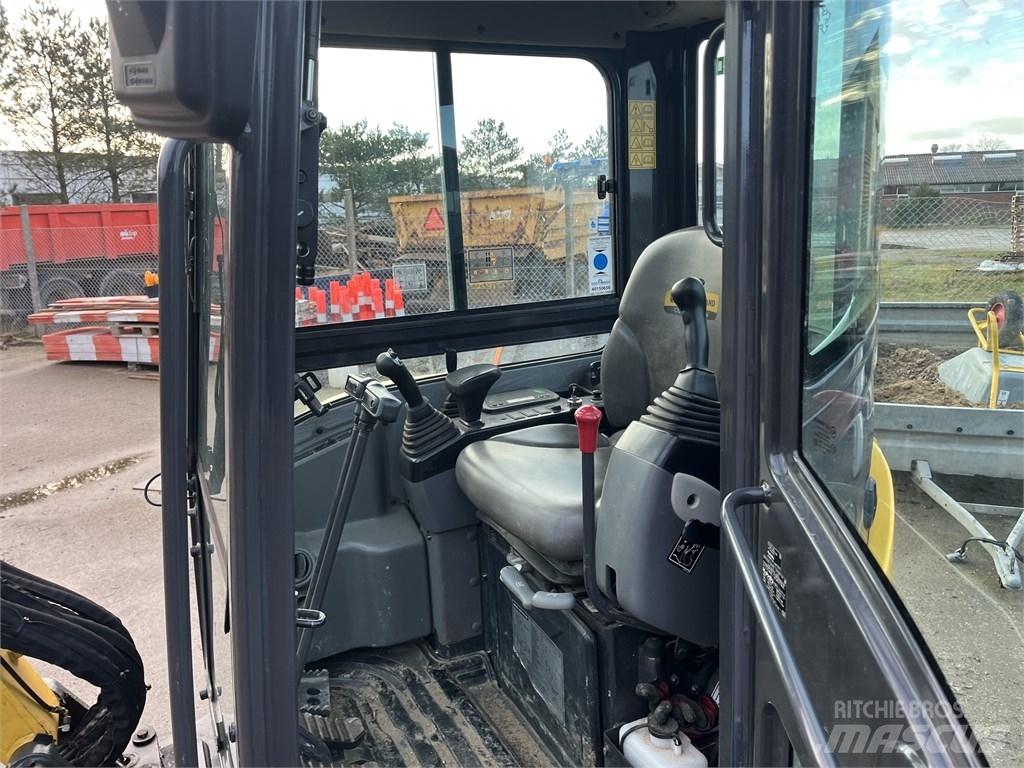 New Holland E 26 C Mini kotrók < 7t