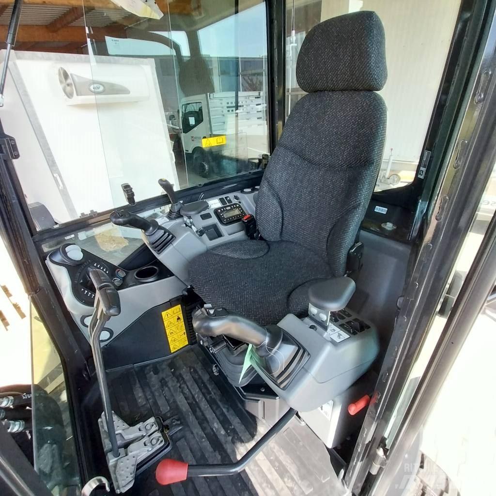 Bobcat E 27 Mini kotrók < 7t