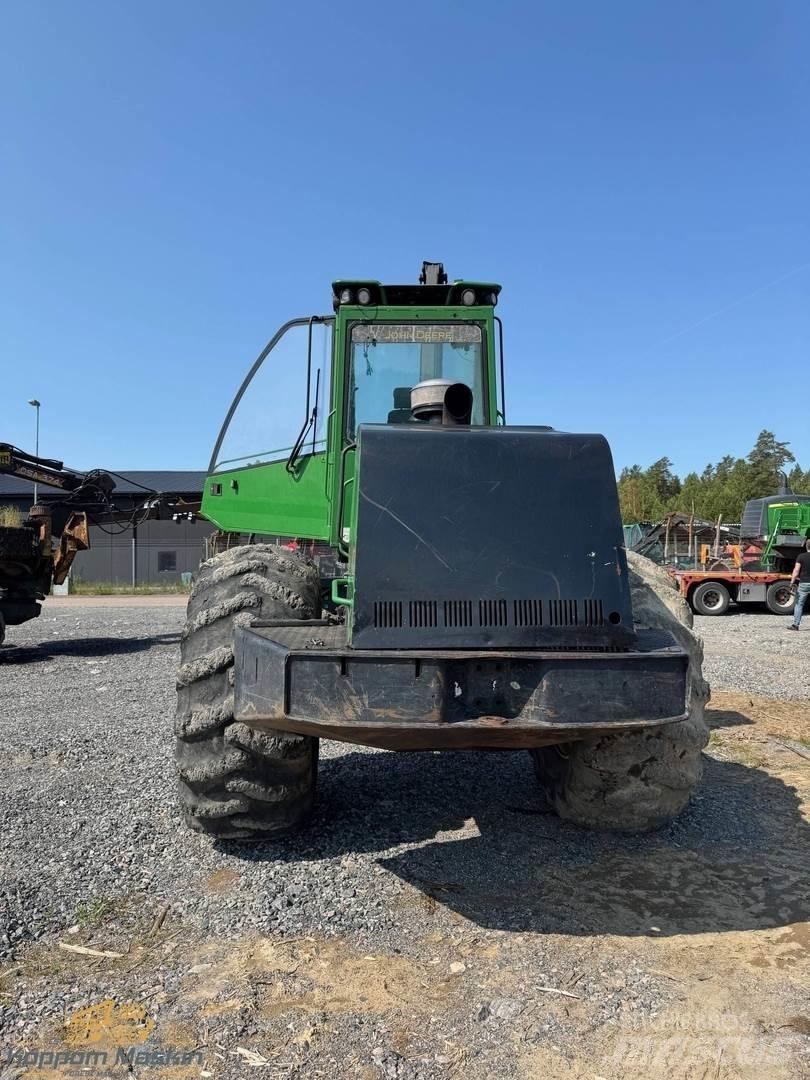 John Deere 1470D Betakarítók