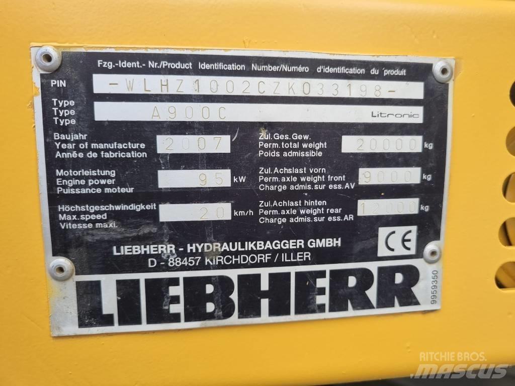 Liebherr A 900 C Gumikerekes kotrók