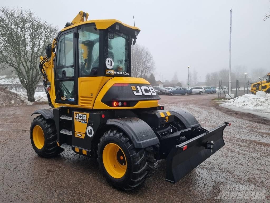 JCB Hydradig 110W Gumikerekes kotrók