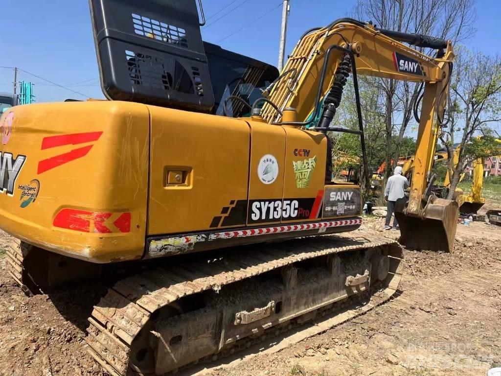 Sany SY 135 Lánctalpas kotrók