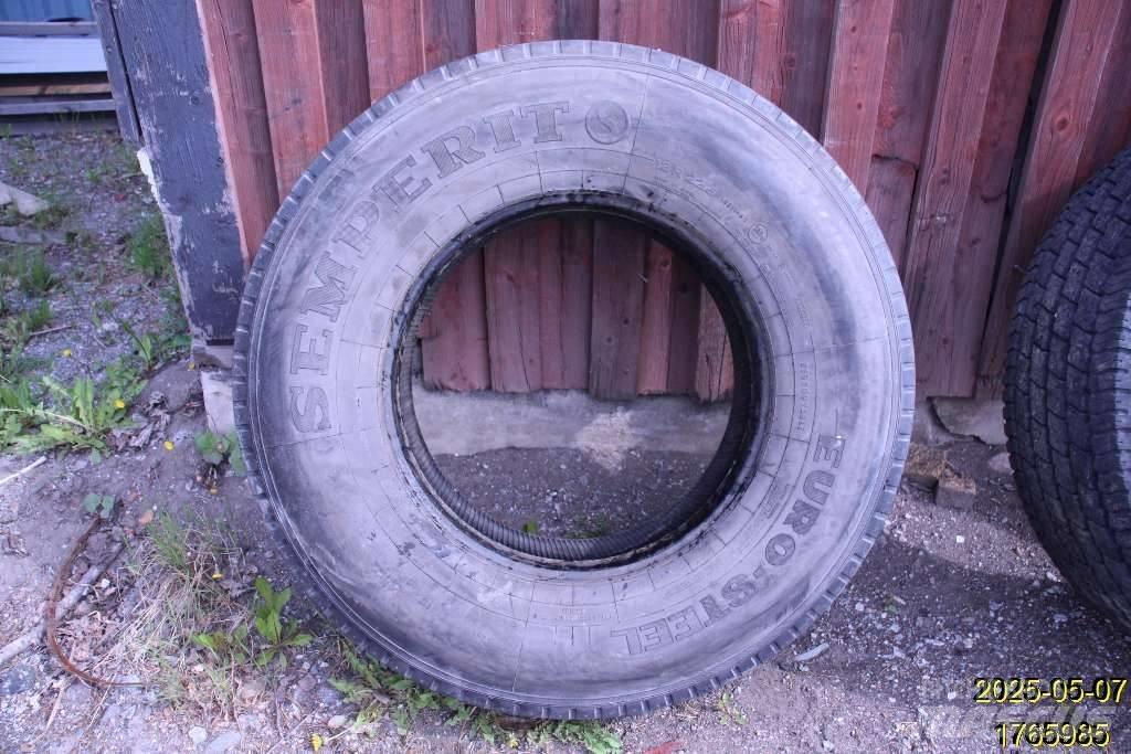  SEMPERIT EURO-STEEL Gumiabroncsok, kerekek és felnik