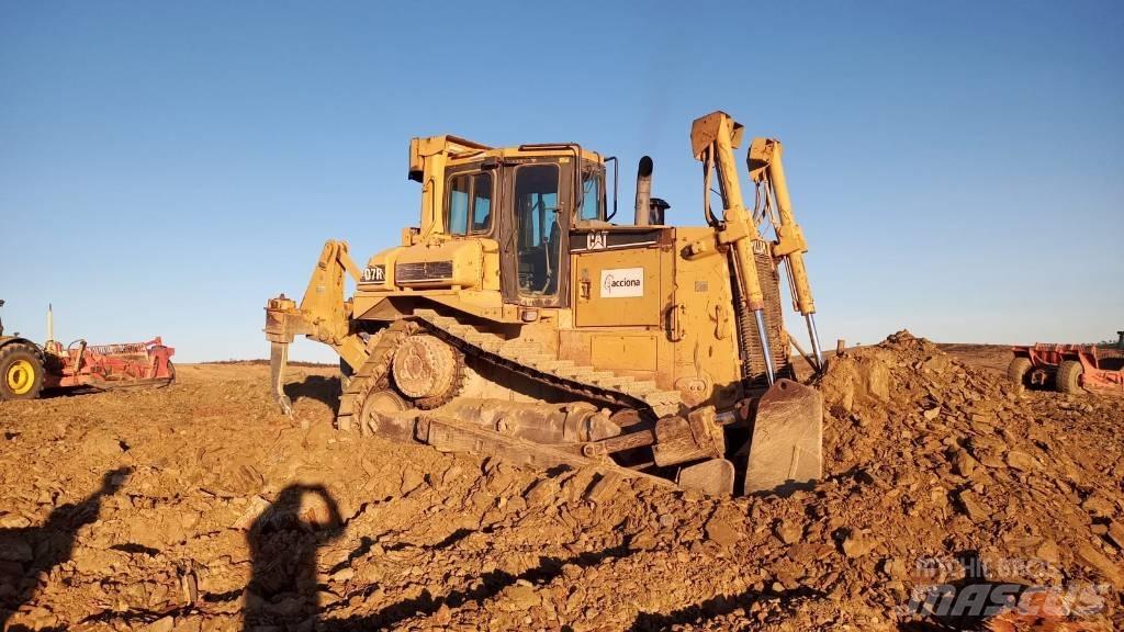 CAT D 7 R lánctalpas dózerek