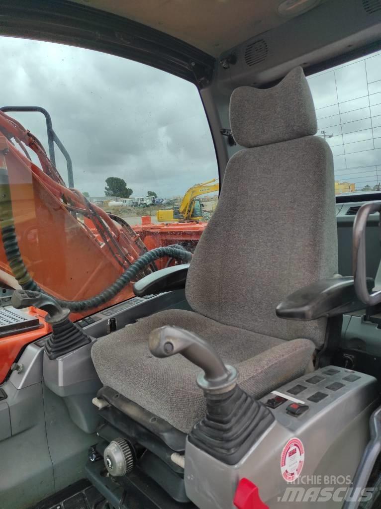 Doosan DX 180 LC Lánctalpas kotrók