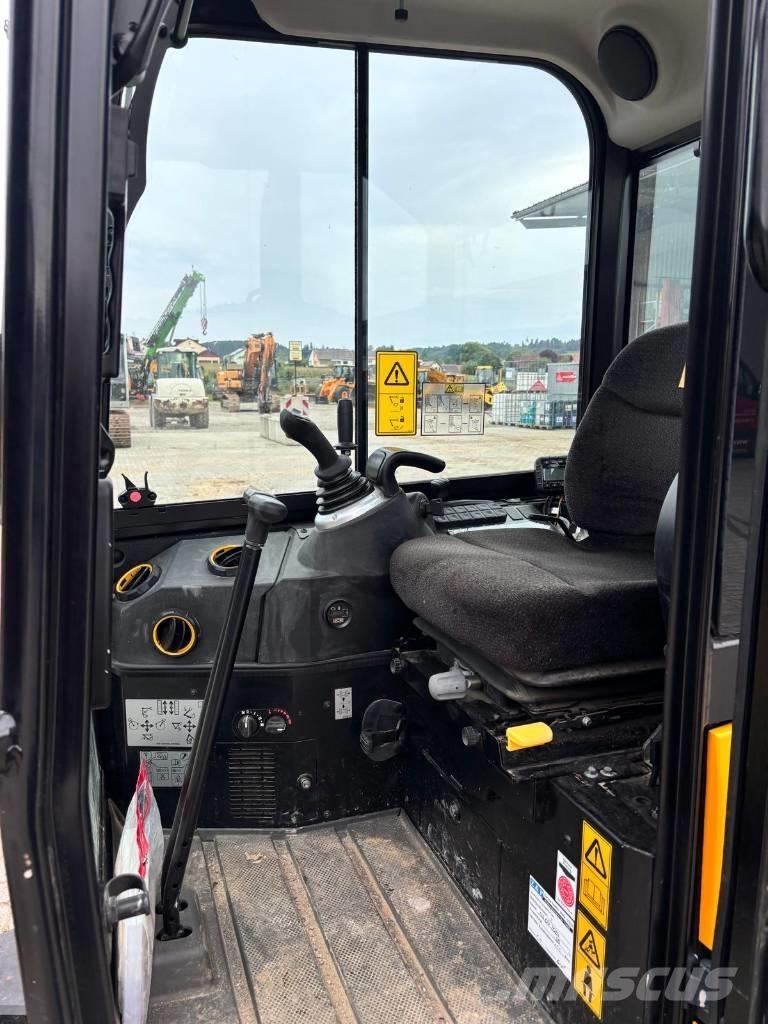 JCB 19 C-1 Mini kotrók < 7t
