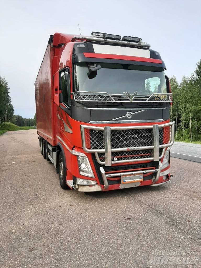 Volvo FH 13 Deszkaszállító teherautók