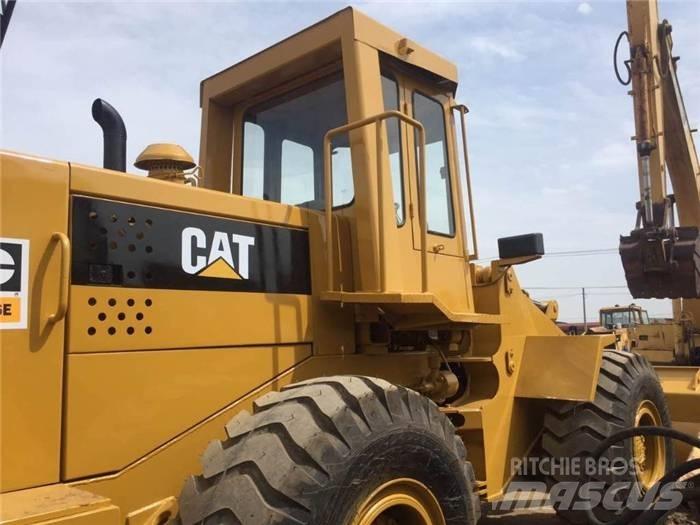 CAT 966E Gumikerekes homlokrakodók