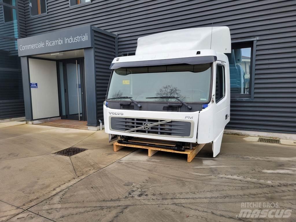 Volvo FL Vezetőfülke és belső tartozékok